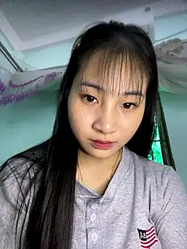 banlinh004 online show from October 2025 04:46:01 AM