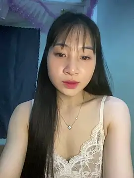 Snapshot of banlinh004 chatting on July 2026 03:12:02 PM banlinh004 online show from July 2026 03:12:02 PM