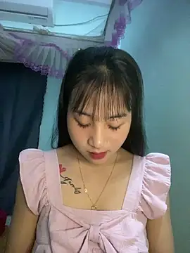 banlinh004 online show from May 2026 03:15:02 PM