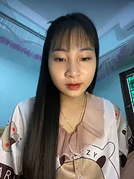 banlinh004 online show from November 2025 02:39:02 AM