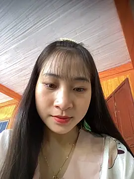 banlinh004 online show from October 2025 05:49:01 AM