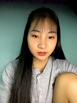 banlinh004 online show from October 2025 06:45:01 AM