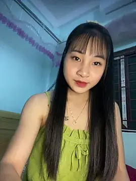 banlinh004 online show from October 2025 02:38:02 PM
