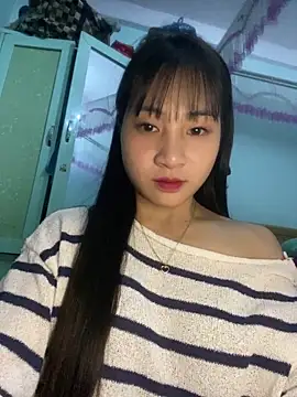 banlinh004 online show from March 2026 04:00:01 PM