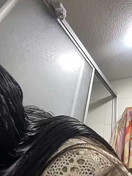 ValeStone online show from November 2025 09:04:01 PM