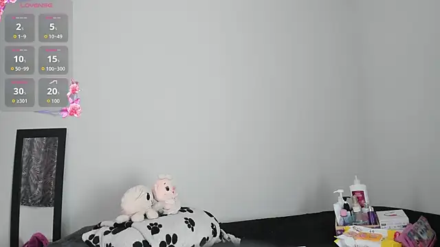 ValeStone online show from November 2025 08:23:01 PM