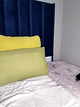 SweetJuicyPussy97 online show from February 2026 06:21:01 PM