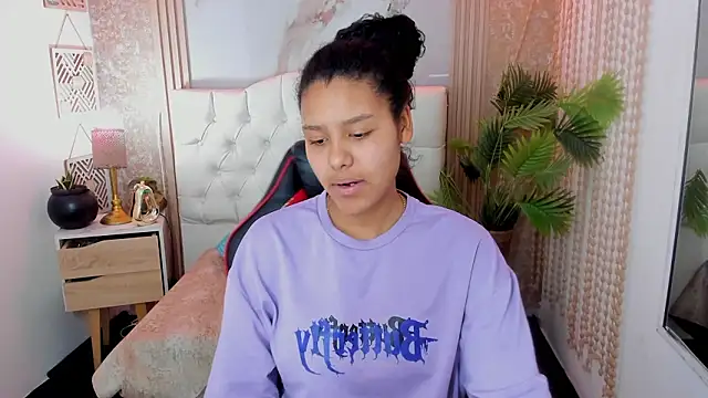 AriaVega online show from March 2026 12:50:02 PM