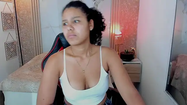 AriaVega online show from May 2026 12:52:01 PM