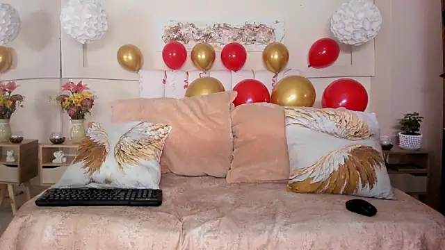 AriaVega online show from April 2026 12:34:01 PM