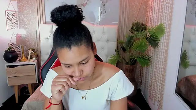 AriaVega online show from March 2026 12:47:01 PM