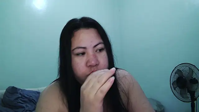 TeaseNPlease 13 online show from December 2025 12:52:02 PM