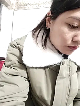 Mit-thi123 online show from November 2025 05:23:02 PM