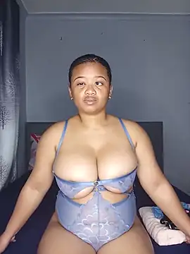 Sultrytits6 online show from June 2026 09:31:02 PM