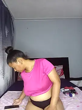 Sultrytits6 online show from November 2025 07:07:01 PM