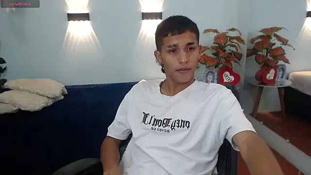 LiamBlack16 online show from October 2025 01:01:01 PM