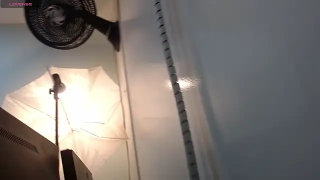 LiamBlack16 online show from October 2025 02:18:01 PM