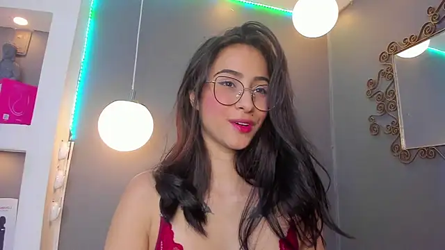 Alana Martinez  online show from March 2026 08:02:01 PM