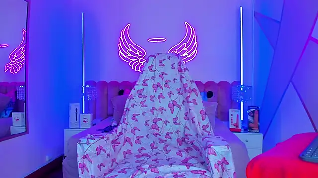 madisson 121 online show from February 2026 01:33:02 PM