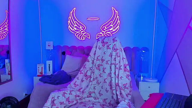 madisson 121 online show from March 2026 01:36:02 PM