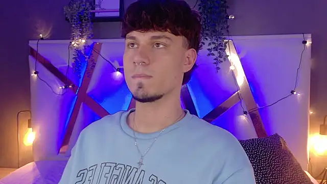 LiamThunder05  online show from November 2025 03:07:01 AM