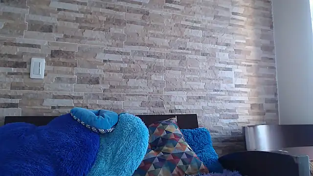 caramel doll   online show from March 2026 10:37:01 PM