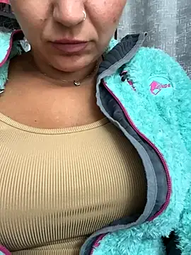 Daiana Andra online show from October 2025 08:38:02 AM