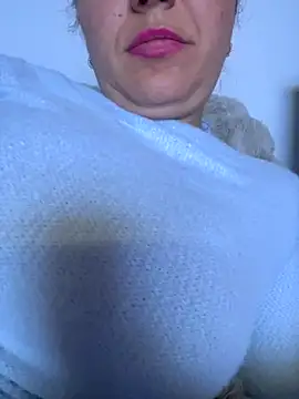 Daiana Andra online show from November 2025 09:52:01 PM