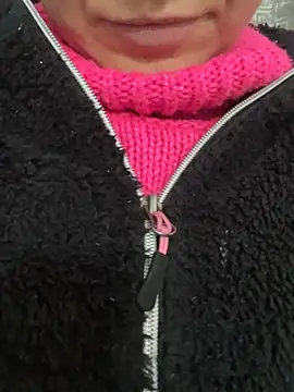 Daiana Andra online show from November 2025 08:14:01 AM