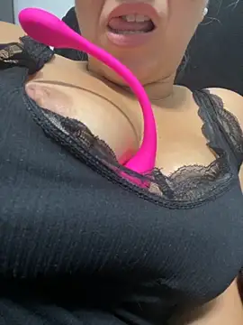 Daiana Andra online show from November 2025 11:14:01 PM