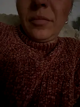 Daiana Andra online show from October 2025 10:20:01 PM