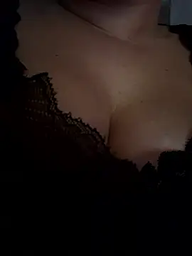 Daiana Andra online show from January 2026 10:04:01 PM