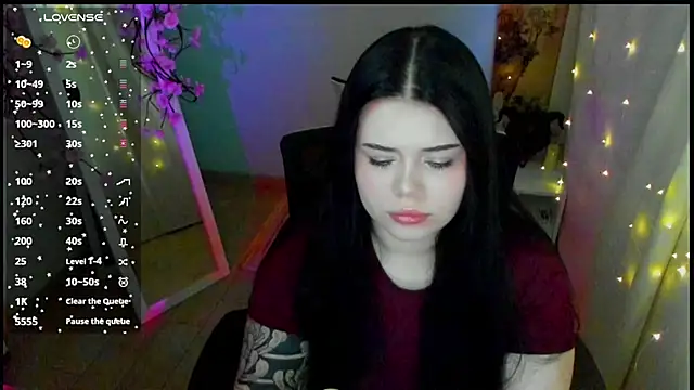 Mona Esty online show from May 2026 06:17:01 AM