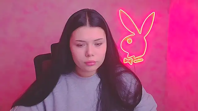 Snapshot of Mona_Esty chatting on November 2025 07:18:02 PM Mona Esty online show from November 2025 07:18:02 PM