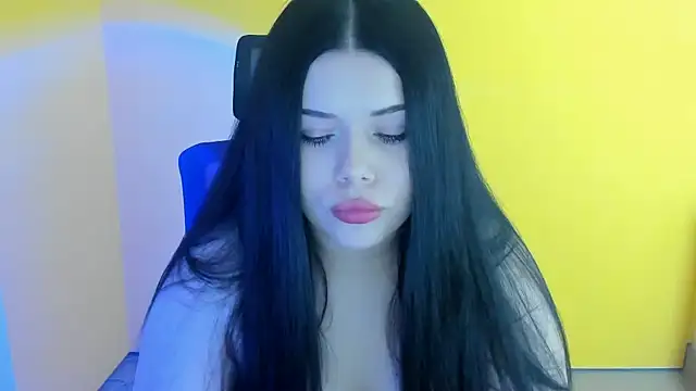 Snapshot of Mona_Esty chatting on October 2025 05:21:01 PM Mona Esty online show from October 2025 05:21:01 PM