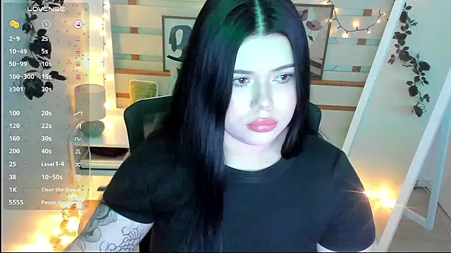 Mona Esty online show from March 2026 09:55:02 PM