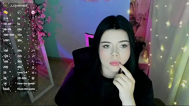 Snapshot of Mona_Esty chatting on July 2026 06:14:02 AM Mona Esty online show from July 2026 06:14:02 AM