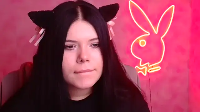 Snapshot of Mona_Esty chatting on November 2025 06:47:01 AM Mona Esty online show from November 2025 06:47:01 AM