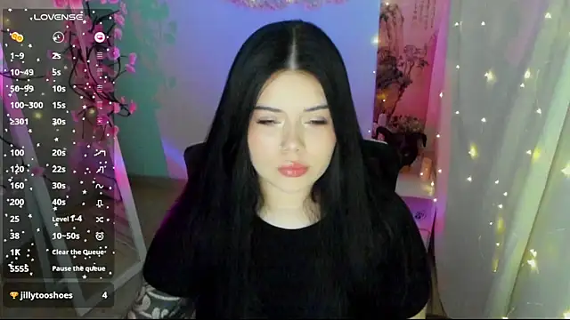 Snapshot of Mona_Esty chatting on July 2026 06:09:01 AM Mona Esty online show from July 2026 06:09:01 AM