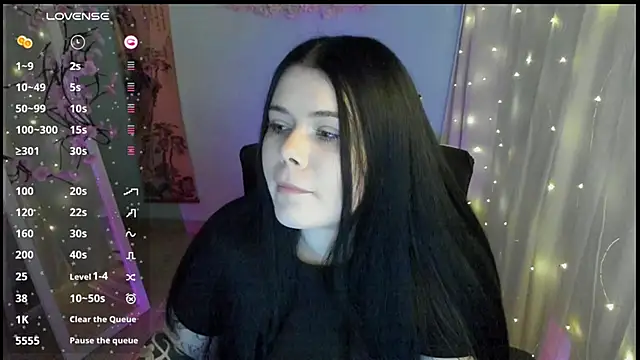 Mona Esty online show from March 2026 07:24:01 AM