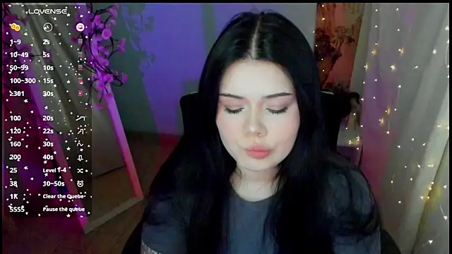 Mona Esty online show from April 2026 09:16:01 AM