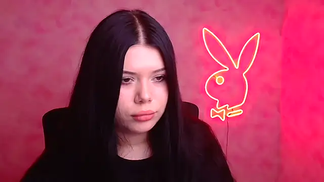 Snapshot of Mona_Esty chatting on November 2025 07:03:01 PM Mona Esty online show from November 2025 07:03:01 PM