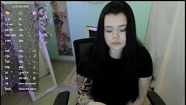 Mona Esty online show from April 2026 05:58:01 AM