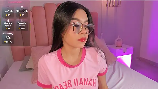 mara swan  online show from November 2025 06:41:02 PM