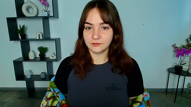 Snapshot of OliviaMontgommery chatting on December 2025 07:20:02 AM OliviaMontgommery online show from December 2025 07:20:02 AM