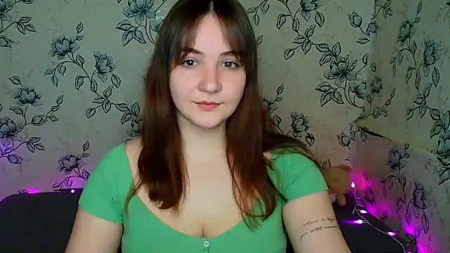 OliviaMontgommery online show from April 2026 11:57:01 AM