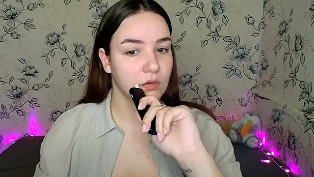 OliviaMontgommery online show from March 2026 01:00:02 PM