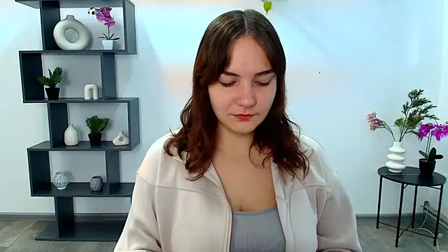 OliviaMontgommery online show from October 2025 05:08:02 AM