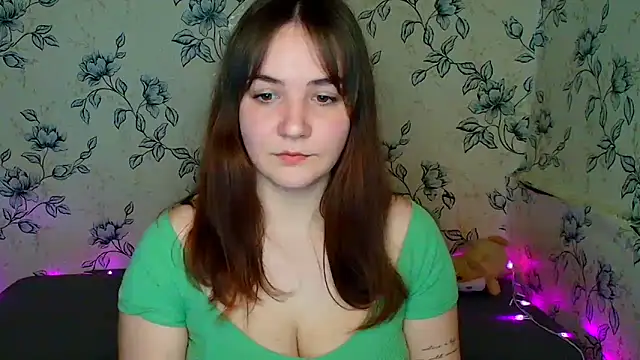 OliviaMontgommery online show from April 2026 01:52:02 PM