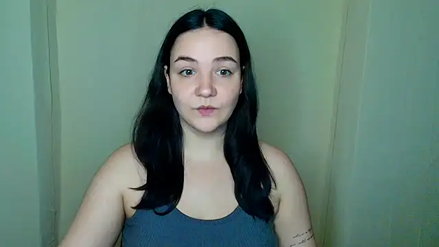 Snapshot of OliviaMontgommery chatting on July 2026 06:42:01 PM OliviaMontgommery online show from July 2026 06:42:01 PM